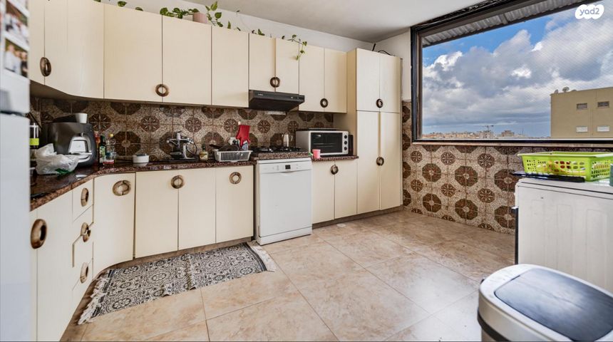 דירה, שדרות ירושלים, תל אביב יפו