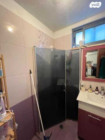 דו משפחתי, דרך האלון 119, קציר