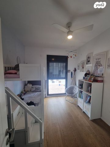 דירה, כפר יונה