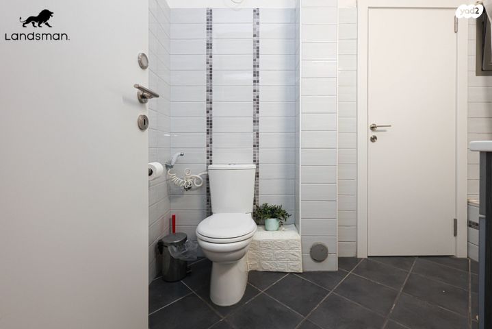 דירה, הגולן 9, קרית השרון, נתניה