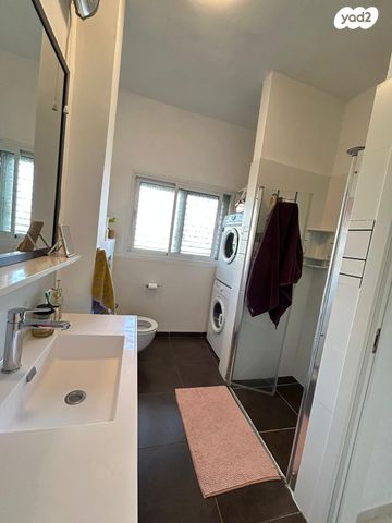 דירה, ברדיצ'בסקי, ארלוזורוב, גבעתיים