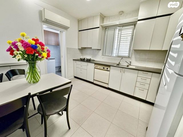 נווה אביבים