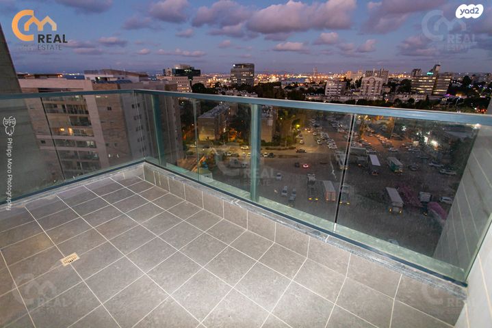 דירה, שדרות מייק ברנט, קרית אליעזר, חיפה