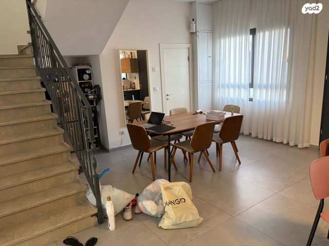 בית פרטי/ קוטג', נאות הדרים, גן יבנה