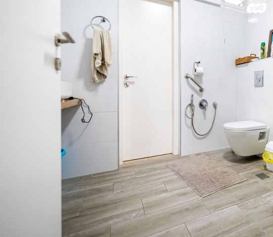 דירה, שדרות ירושלים, תל אביב יפו