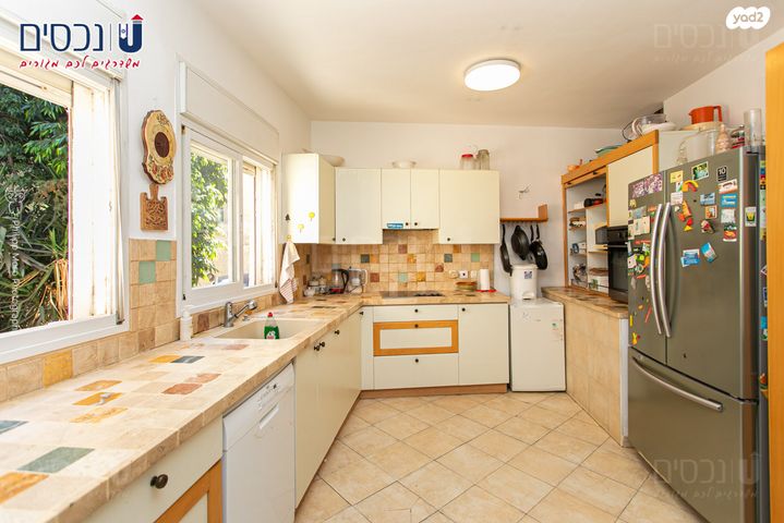 דירת גן, כרמליה, חיפה