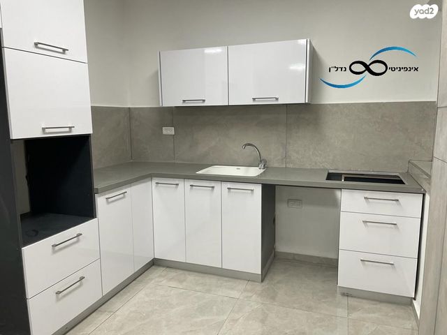 דירה, הרב לוי, רמת הנשיא, בת ים