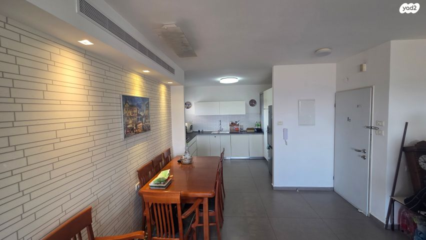 דירה, אמנון ותמר, רמת פולג, נתניה