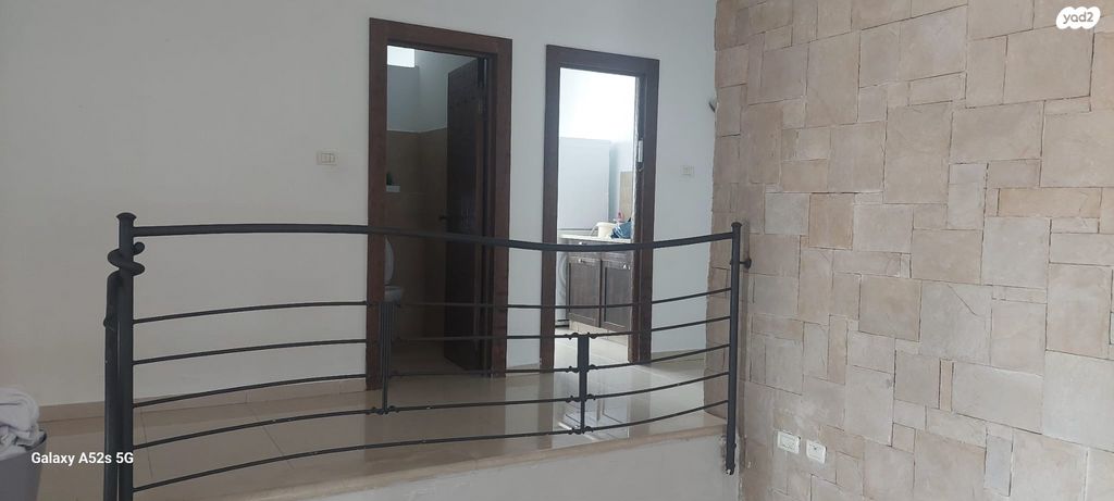 משק חקלאי/ נחלה, אחיסמך, אחיסמך