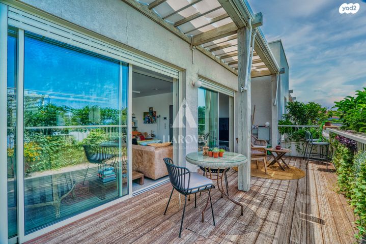 גג/ פנטהאוז, טולוז, עג'מי, גבעת העליה, תל אביב יפו