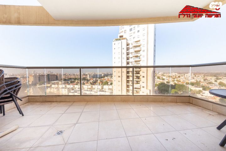 דירה, אבן חן, נווה ים, ראשון לציון