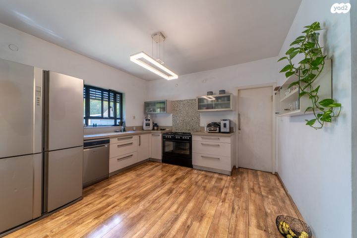 דו משפחתי, רמת ישי