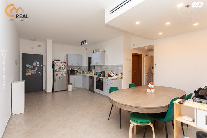 דירה, שדרות מייק ברנט, קרית אליעזר, חיפה