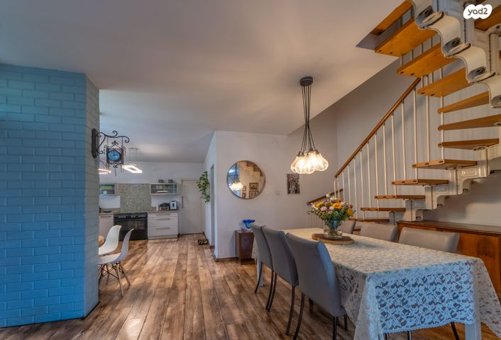 דו משפחתי, רמת ישי