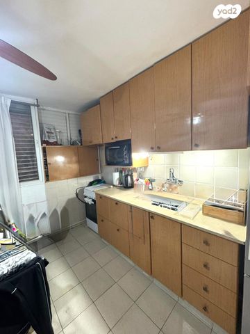 דירה, צה"ל 4, גיורא, רמלה