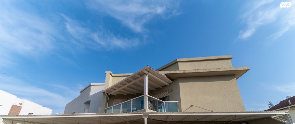 גג/ פנטהאוז