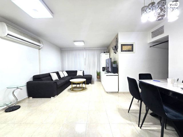 דירה, נווה עופר, תל כביר, תל אביב יפו