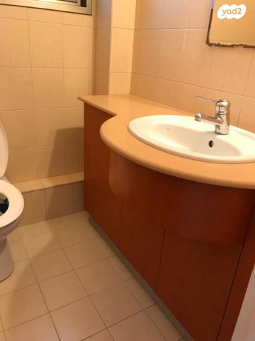 דירה, מעגל השלום, קרית חתני פרס נובל, ראשון לציון