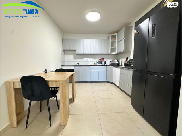 דירת גן, ארד, נופי סלע, מעלה אדומים