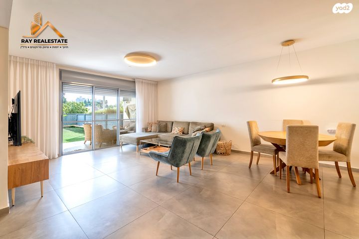 דירת גן, שדרות ז'בוטינסקי 3, נווה אילן - אזרחי, יבנה