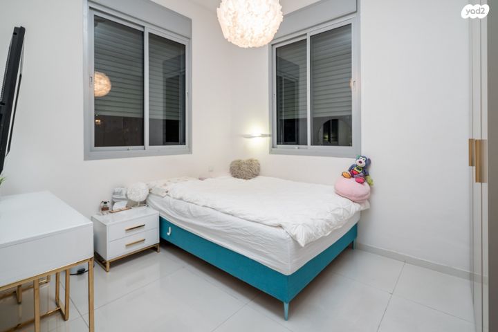 גג/ פנטהאוז, ארלוזורוב, גבעתיים