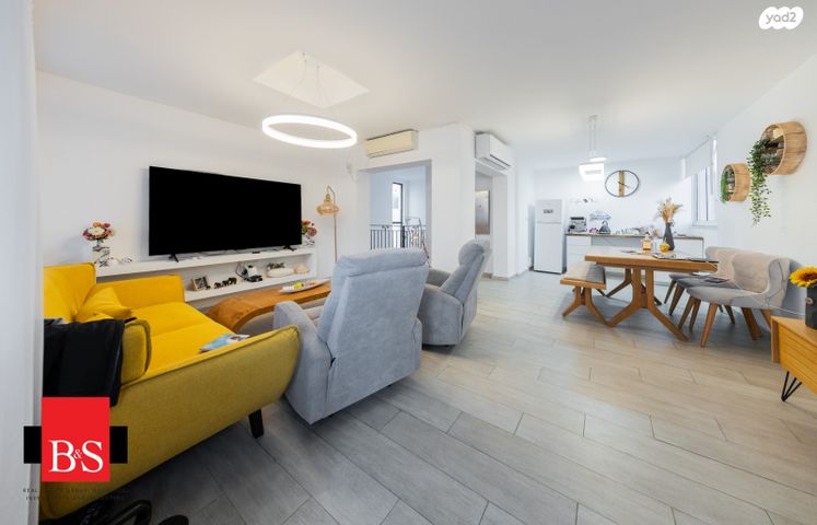 בית פרטי/ קוטג', פייר קניג 54, נוף הטיילת, נתניה