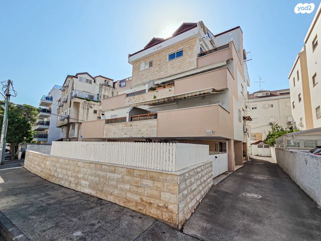 גג/ פנטהאוז, יעקב כאהן, קרית חיים מזרחית, חיפה