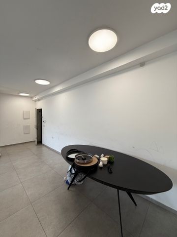 דירה, מנחם ארבר 13, נווה עופר, תל כביר, תל אביב יפו