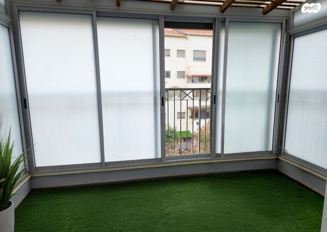 דופלקס, דרך האילנות, גדרה מזרח, גדרה