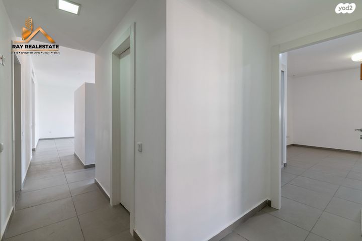 דירה, נאות רבין, יבנה