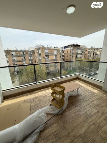 דירה, מנחם ארבר 13, נווה עופר, תל כביר, תל אביב יפו