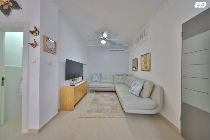 דו משפחתי, הרב קוק 26, מוצקין הותיקה, קרית מוצקין