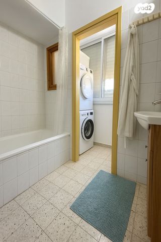 דירה, אליעזר הופיין 53, מרכז, קרית עבודה, חולון