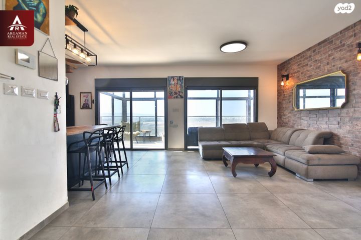 גג/ פנטהאוז, קרית אתא