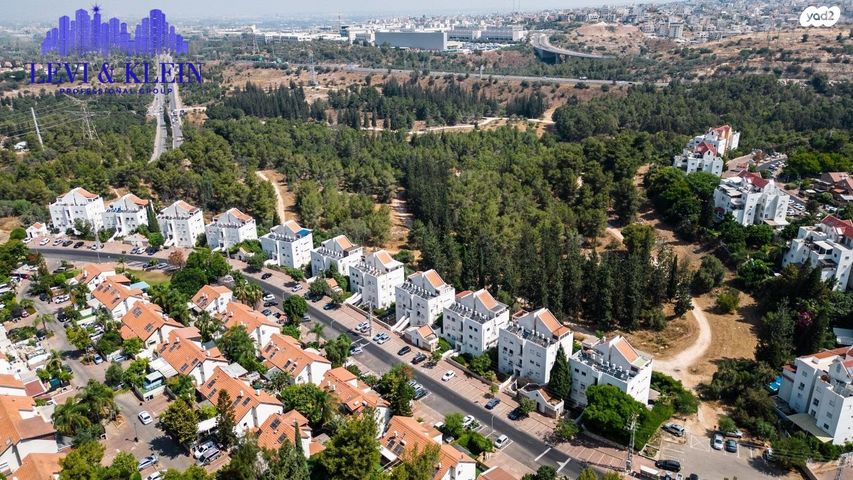 דירה, ה' באייר, נווה אפק, ראש העין