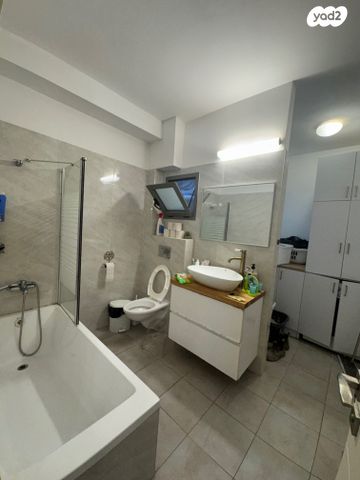 דירה, מבצע שלמה, קרית מלאכי