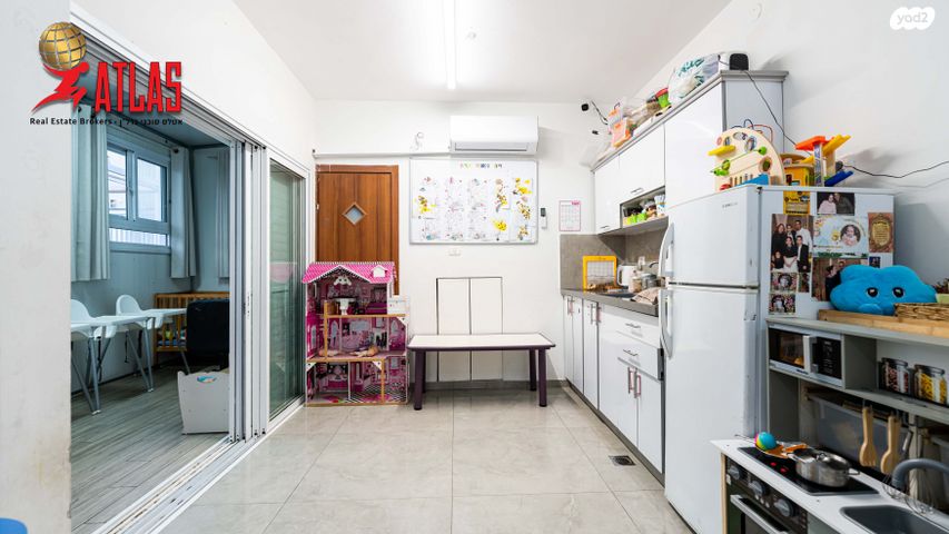 טריפלקס, אוסישקין 3, בני ברק