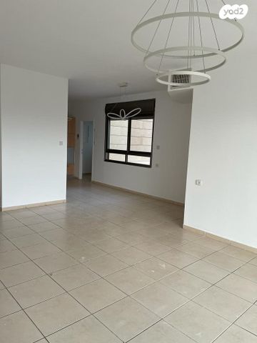 דירה, מעגל השלום, קרית חתני פרס נובל, ראשון לציון