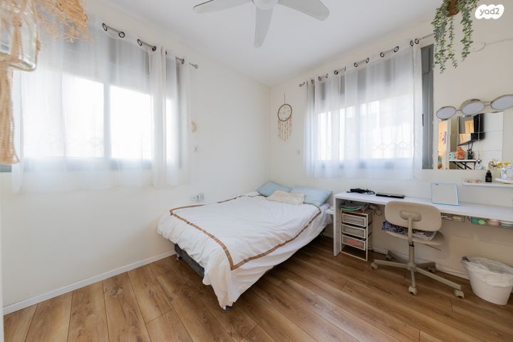 גג/ פנטהאוז, מגדיאל, הוד השרון