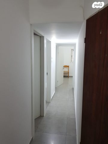 דירה, רמז, מערב ותיק, ראשון לציון