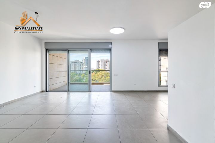 דירה, נאות רבין, יבנה