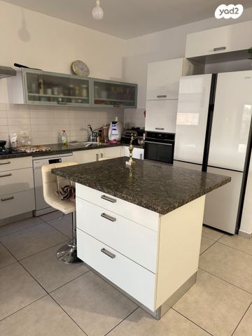 דירה, יעקב פיכמן 17, ח-501, חולון