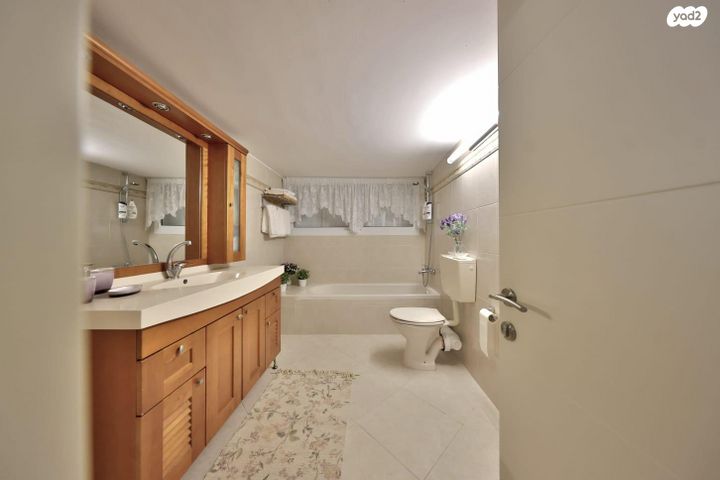 דו משפחתי, הרב קוק 26, מוצקין הותיקה, קרית מוצקין