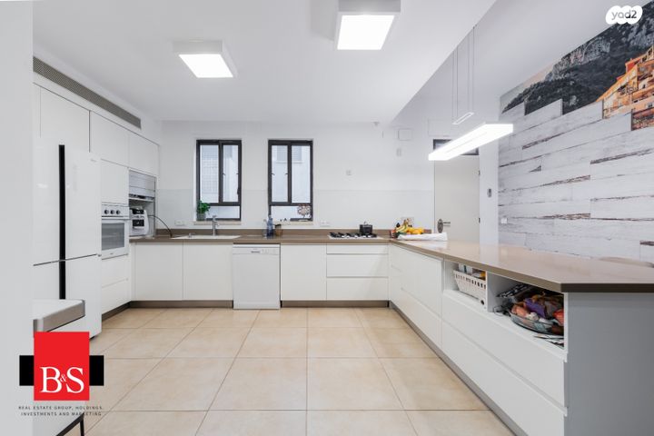 בית פרטי/ קוטג', פייר קניג 54, נוף הטיילת, נתניה