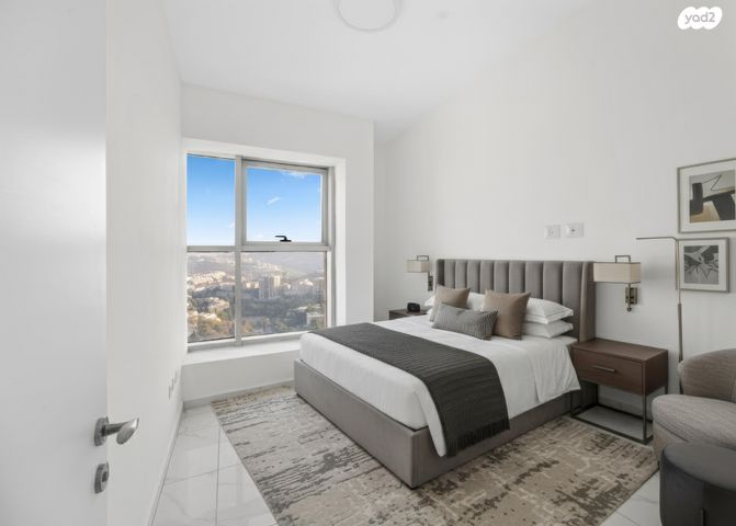 גג/ פנטהאוז, תורה ועבודה, בית וגן, ירושלים