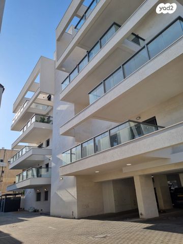 דירה, מרכז העיר, קרית אתא