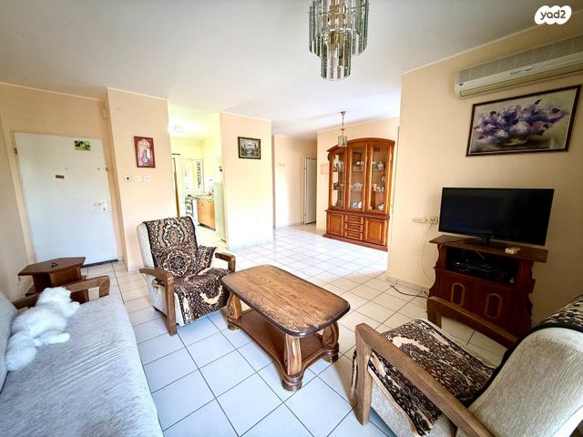 דירה, בציר, גבעת רם, כרמיאל