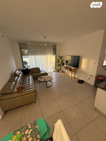 דירה, יעקב פיכמן 17, ח-501, חולון