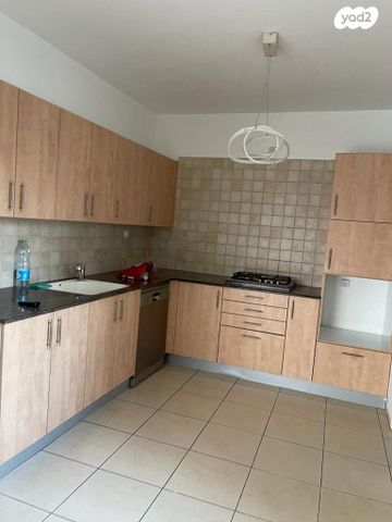 דירה, מעגל השלום, קרית חתני פרס נובל, ראשון לציון