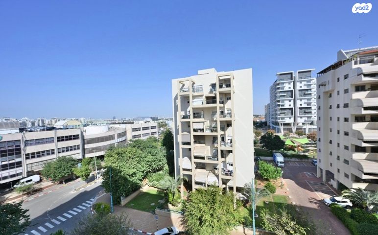 דירה, הצופים, נעורים, ראשון לציון